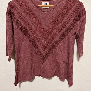Stylish Burgundy Lace Long Sleeve Top